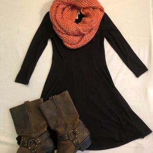 Forever 21 Black Long-Sleeve Skater Dress